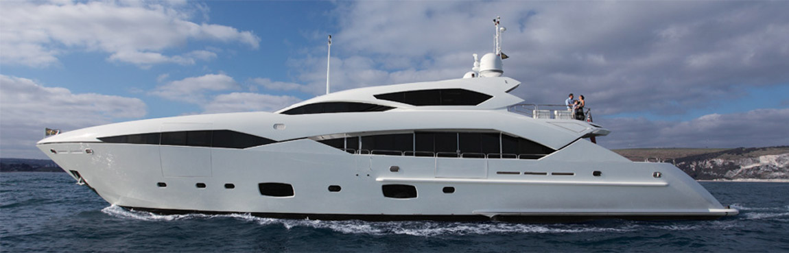 yacht delivery